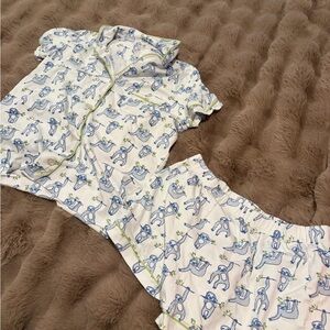 Roller Rabbit White and Blue Sloth Set